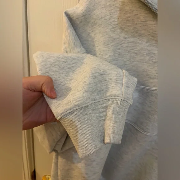 YPB (Your Personal Best) Light Gray Quarter‑Zip neoKNIT MAX Size L Cotton Blend - Picture 4 of 8